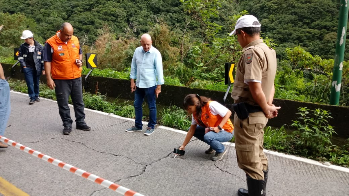 Rodovia da Serra do Rio do Rastro está interditada por apresentar rachaduras
