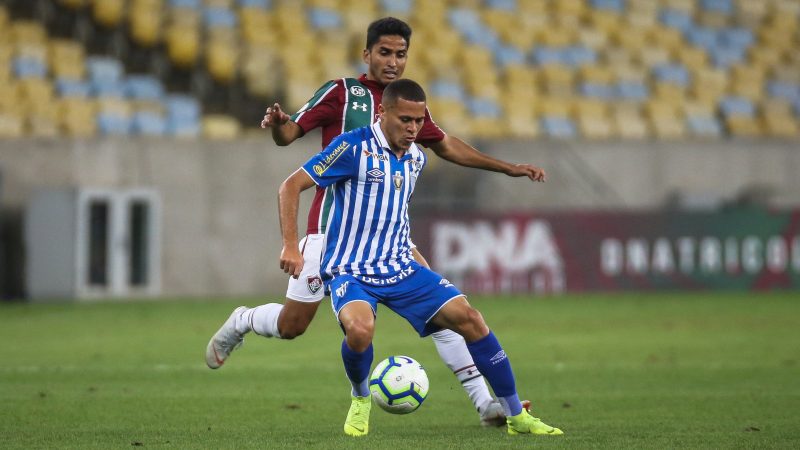 Primeira vit&oacute;ria do Ava&iacute; na S&eacute;rie A 2019 demorou 17 rodadas e aconteceu no Maracan&atilde;, diante do Fluminense; gol do Jo&atilde;o Paulo – Foto: Lucas Mercon/ND