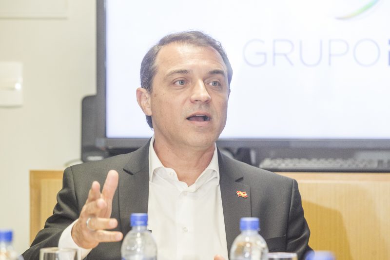 Carlos Moisés fala dos principais temas do governo a jornalistas do Grupo RIC – Marco Santiago/ND