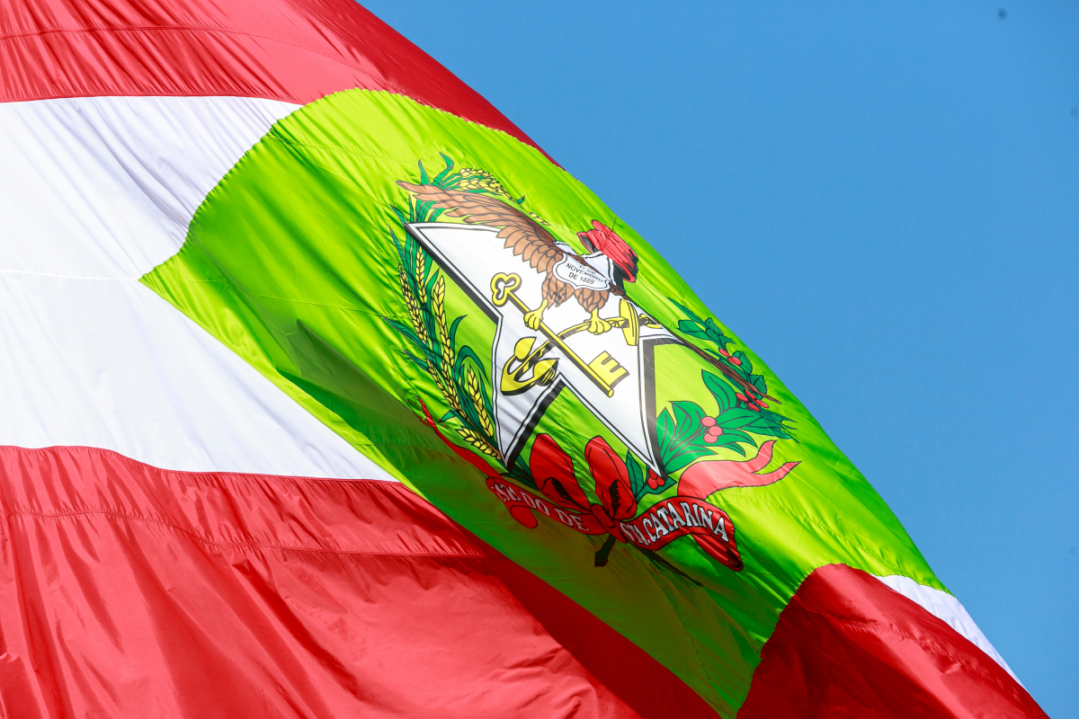 Fim dos supersalários: O que dizem os candidatos ao governo de SC