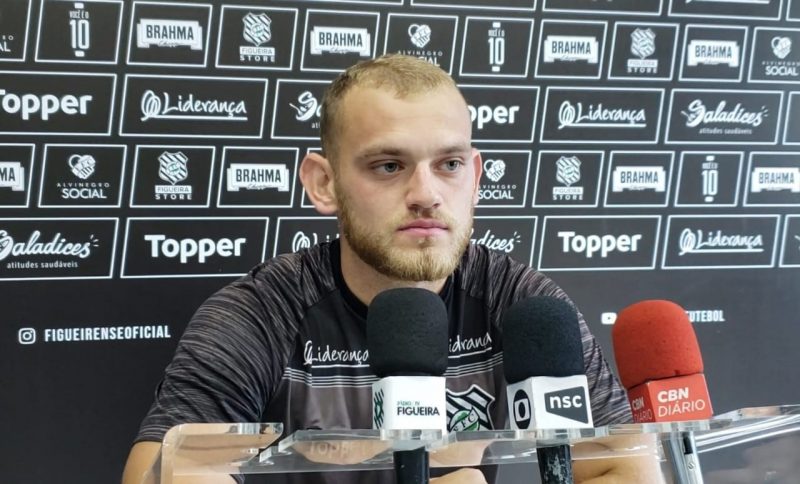 Júlio Rusch ainda nos tempos de Figueirense