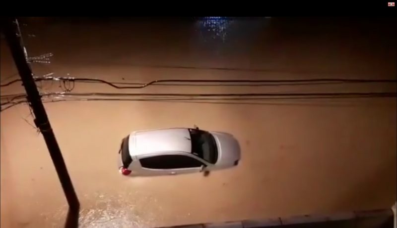 Forte chuva deixou ruas alagadas em Joinville – Reprodução/ND