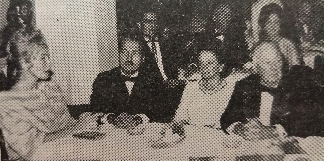 Pais e filhos na política de SC: Irineu Bornhausen (homem mais à esquerda na foto) foi prefeito de Itajaí