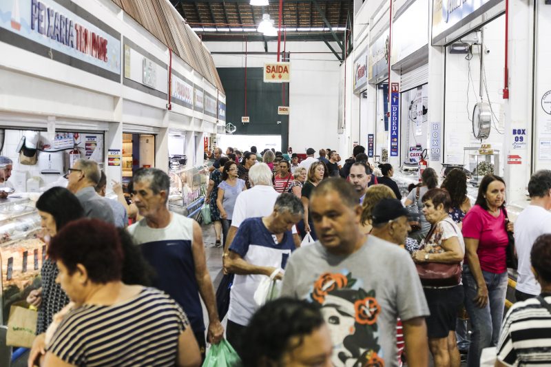Mercado P&uacute;blico de Floripa bombando na Semana Santa . Foto: Anderson Coelho/ND