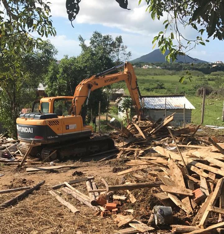 Moradias irregulares &eacute; um problema recorrente em Florian&oacute;polis – Foto: PMF/Divulga&ccedil;&atilde;o/ND