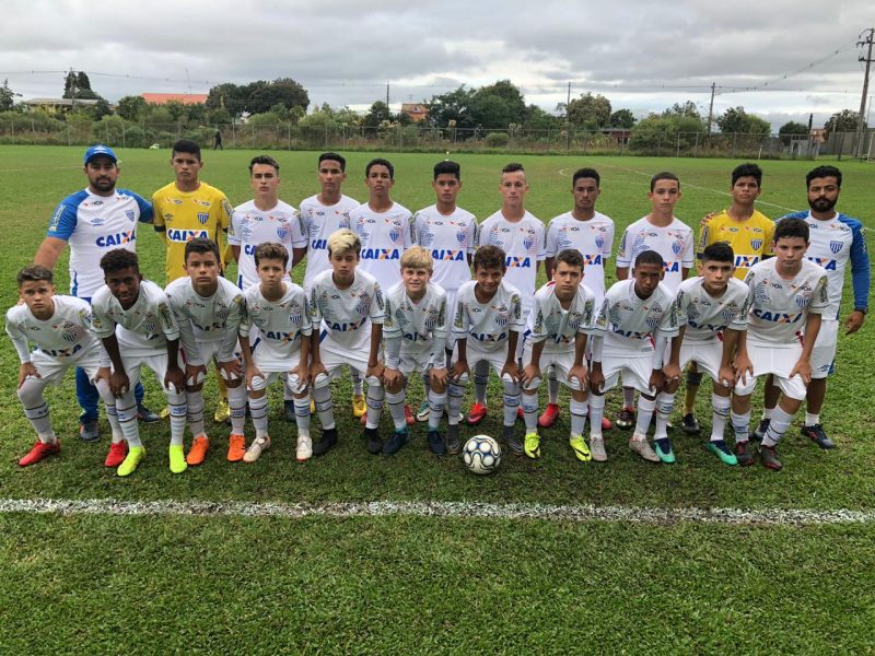 Equipe do Avaí em Curitiba – Avaí Mirins/ divulgação
