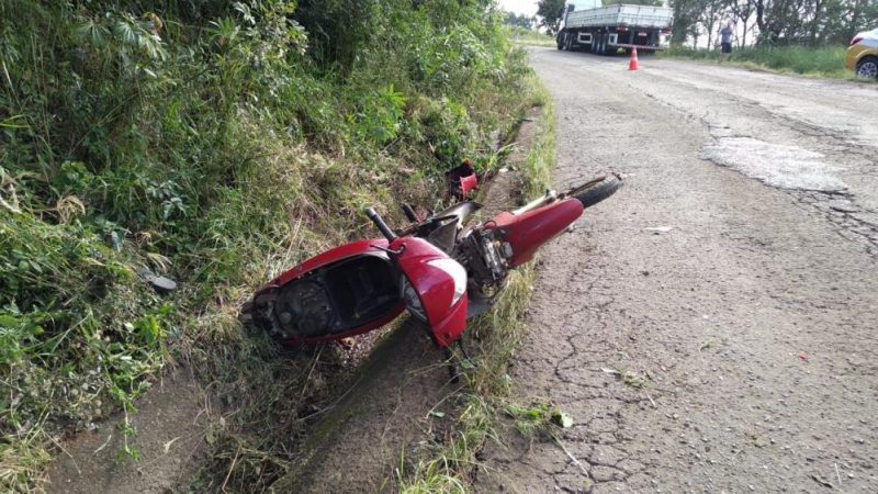 Motociclista de 68 anos morreu em acidente na SC-305, em Campo Erê &#8211; Corpo de Bombeiros/Divulgação/ND
