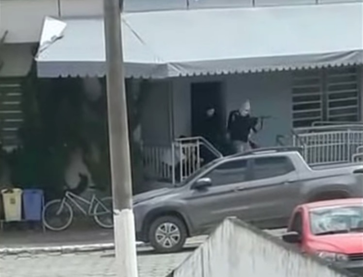 Oséias Granella Pereira é um dos suspeitos em assalto de banco que terminou em confronto com a polícia – Reprodução/RICTV