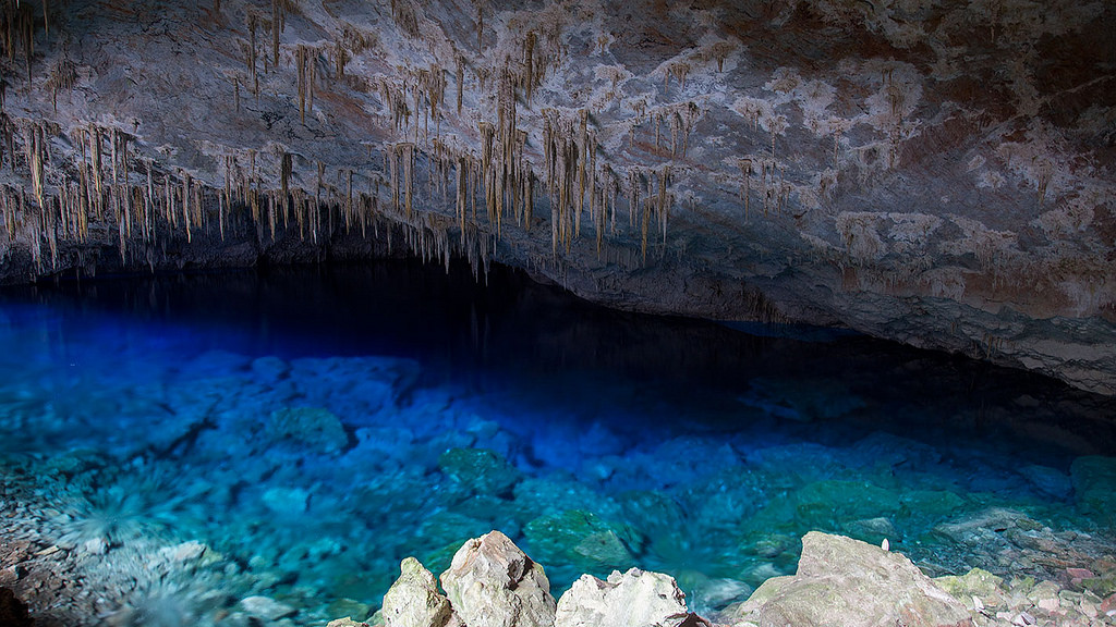Gruta da Lagoa Azul - Fernando Stankuns on Visual Hunt / CC BY-NC-SA - Fernando Stankuns on Visual Hunt / CC BY-NC-SA/Rota de Férias/ND