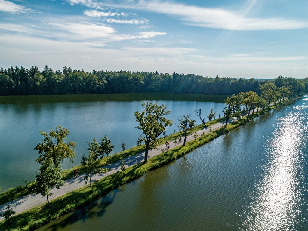 - UPVISION/CzechTourism - UPVISION/CzechTourism/Rota de Férias/ND