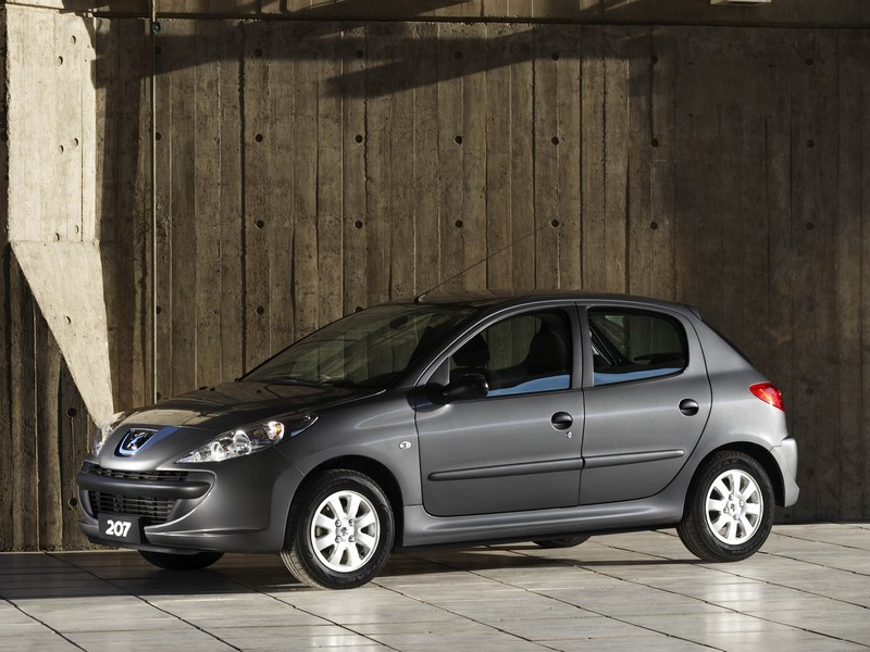 69- Peugeot 207 (testado em agosto de 2010 - sem airbags): uma estrela para adultos e duas estrelas para crianças - Foto: Divulgação - Foto: Divulgação/Garagem 360/ND