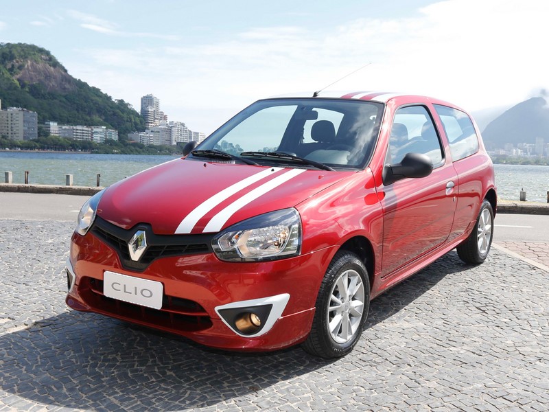 79- Renault Clio (testado em julho de 2013 - sem airbags): zero estrelas para adultos e uma estrela para crianças - Foto: Divulgação - Foto: Divulgação/Garagem 360/ND