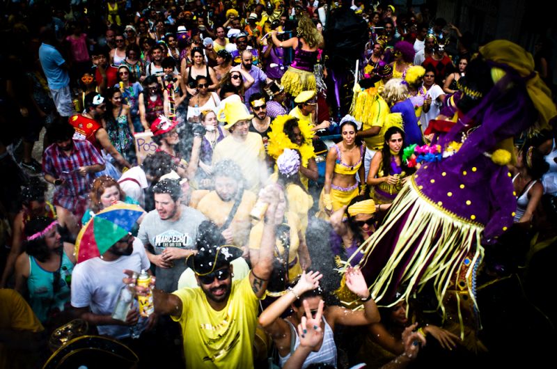 Não é só no Rio de Janeiro que os bloquinhos de Carnaval fazem sucesso. Eles também são bem tradicionais em São Paulo - (CC BY-SA) Fora do Eixo - (CC BY-SA) Fora do Eixo/Rota de Férias/ND