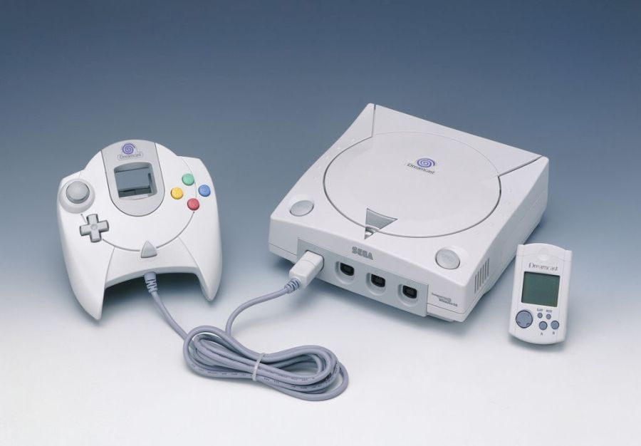 Em 1999 a Sega lançou o Dreamcast, seu último console. Ele teve vida curta, sendo anunciado em 2001 que o console seria descontinuado, deixado os fãs da marca órfãos. - Crédito: barité via Visual Hunt / CC BY-NC-ND /33Giga/ND