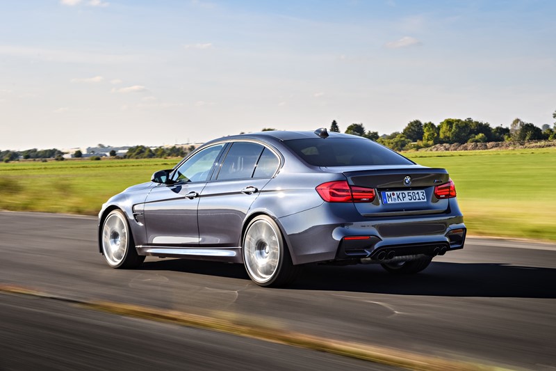 BMW M3: foi convocado por um defeito no eixo cardã. A matéria completa está aqui: <a href="https://bit.ly/2TicKT4">https://bit.ly/2TicKT4</a> - Foto: Divulgação - Foto: Divulgação/Garagem 360/ND