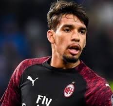 Paquet&aacute; foi expulsa em partida contra o Bologna, nesta segunda-feira ap&oacute;s dar tapa na m&atilde;o do &aacute;rbitro – Simone Arveda / EFE