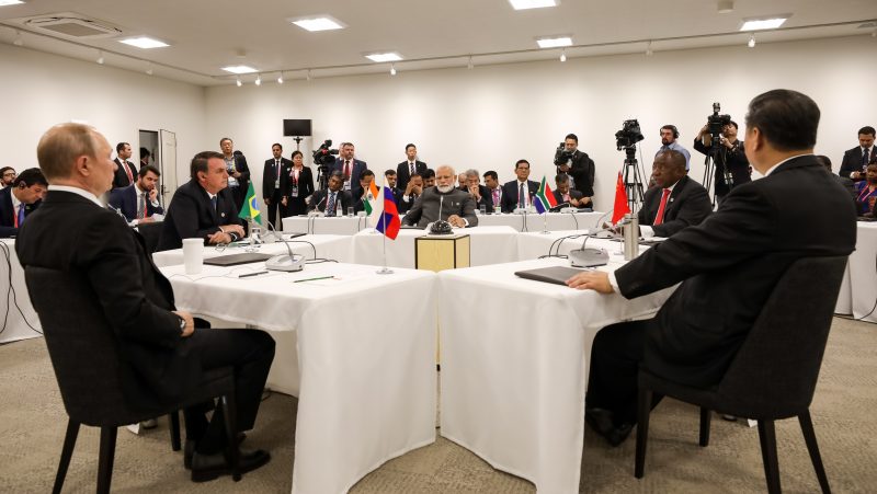 Bolsonaro se reuniu informalmente com l&iacute;deres dos pa&iacute;ses do BRICS nesta sexta-feira – Clauber Cleber Caetano/PR