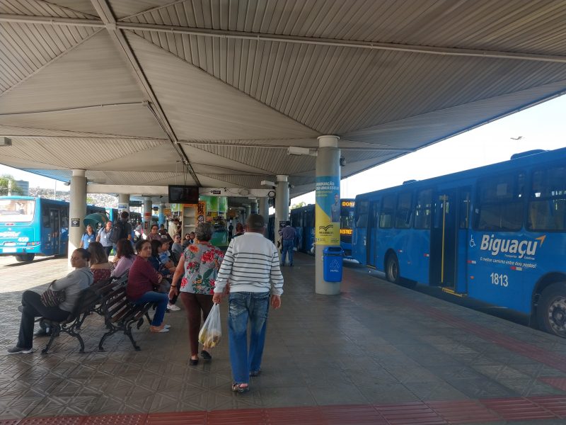 Secretário argumenta que ônibus da capital catarinense rodam quilometragem equivalente a de transporte intermunicipal - Foto: Bruna Stroisch/ND