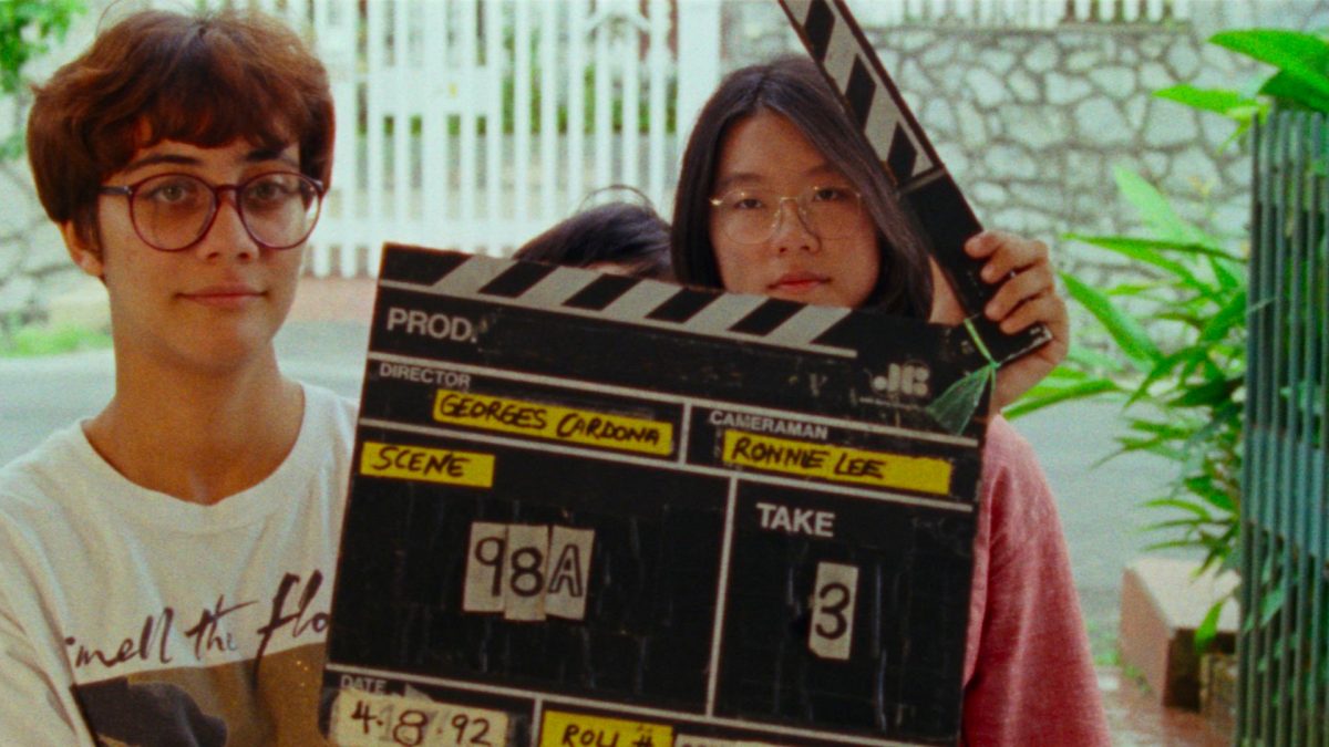 Shirkers: O Filme Roubado (2018) – Em 1992, Sandi Tan e suas amigas fizeram um filme inusitado nas ruas de Singapura. Mas o filme desapareceu, e ela saiu em busca de respostas. - Crédito: Divulgação/33Giga/ND
