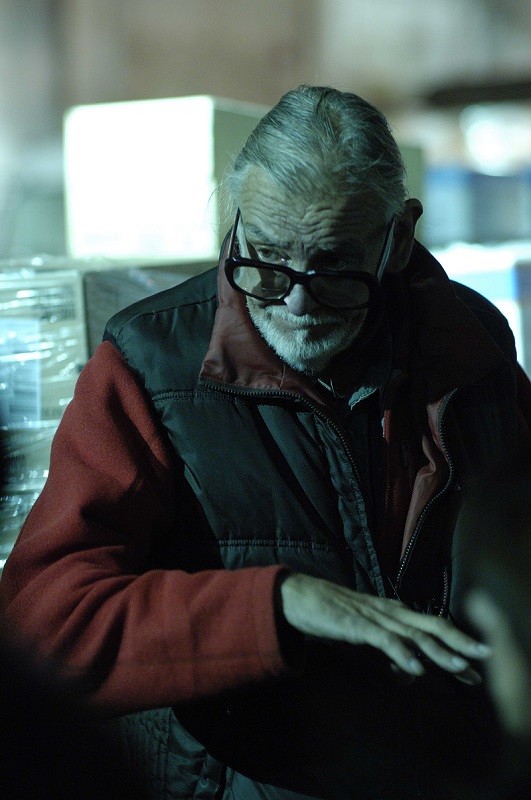 Trailers de jogos dirigidos por cineastas: Resident Evil 2 (1998) – George A. Romero, diretor de A Noite dos Mortos-Vivos e Despertar dos Mortos - Crédito: IMDB/33Giga/ND