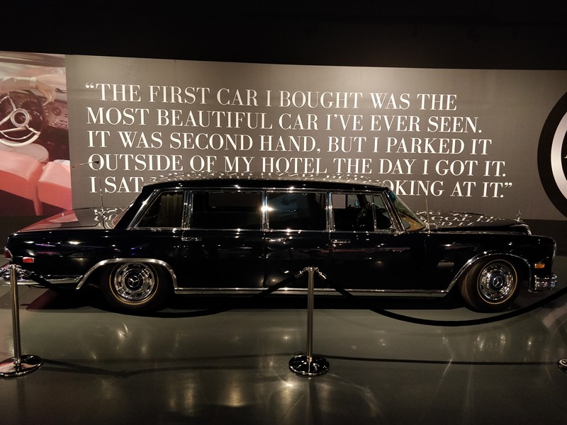 1969 Mercedes-Benz 600 Limousine – Tradicional, o modelo Gross Pullman de seis portas era muito usado por membros de cortes pelo mundo todo. Com o Rei do Rock não era diferente. O carro tem janela de vidro para separar a cabine do motorista da parte de trás do interior, bem como telefone e televisão. Ele pode ser visto no documentário “Elvis on Tour”, de 1972, gravado pela MGM - Foto: Paulo Basso Jr./Garagem360 - Foto: Paulo Basso Jr./Garagem360/Garagem 360/ND