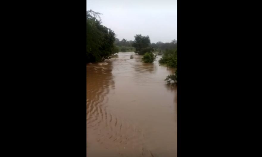 Devido ao alto volume de água, a barragem ultrapassou o limite e transbordou - Reprodução/YouTube