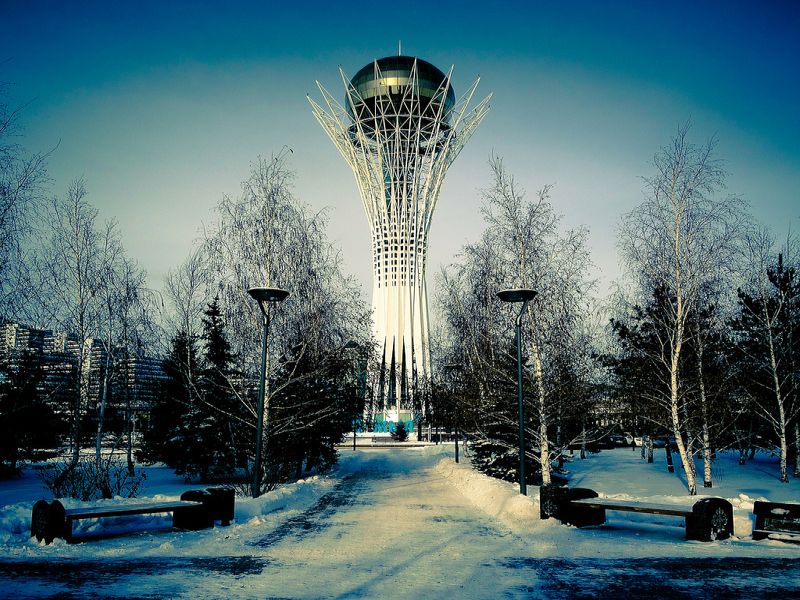 A beleza arquitetônica também está presente na cidade de Astana, no Cazaquistão. O local é bem quente no verão, mas no inverno pode chegar a temperaturas baixíssimas - MastaBaba via Visualhunt / CC BY-NC - MastaBaba via Visualhunt / CC BY-NC/Rota de Férias/ND