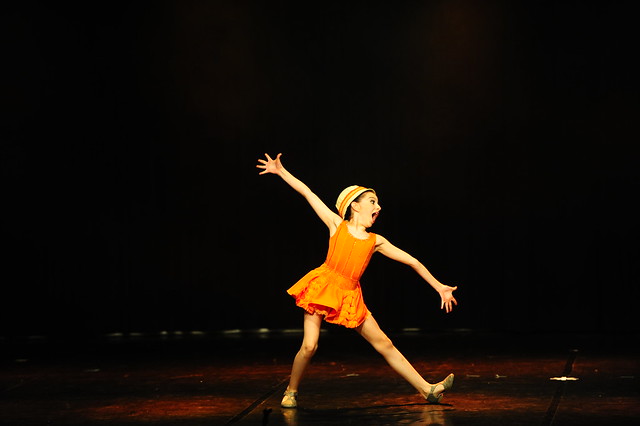 Meia Ponta - O que: Os bailarinos nascidos de 2007 a 2009 têm uma competição exclusiva no Festival. As apresentações infantis contemplam oito gêneros e acontecem no Teatro Juarez Machado. // Quando: De 24 a 26 de julho, às 14h e 16h. // Onde: Teatro Juarez Machado; // Quanto: R$ 34,00. - NILSON BASTIAN/Festival de Dança/Divulgação