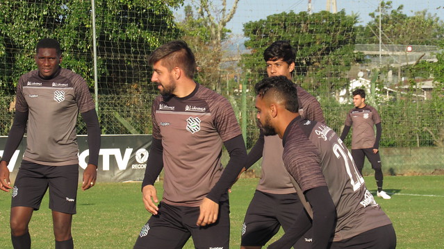 Grupo do Figueirense encerrou a preparação para o duelo contra o Brusque – FFC/divulgação