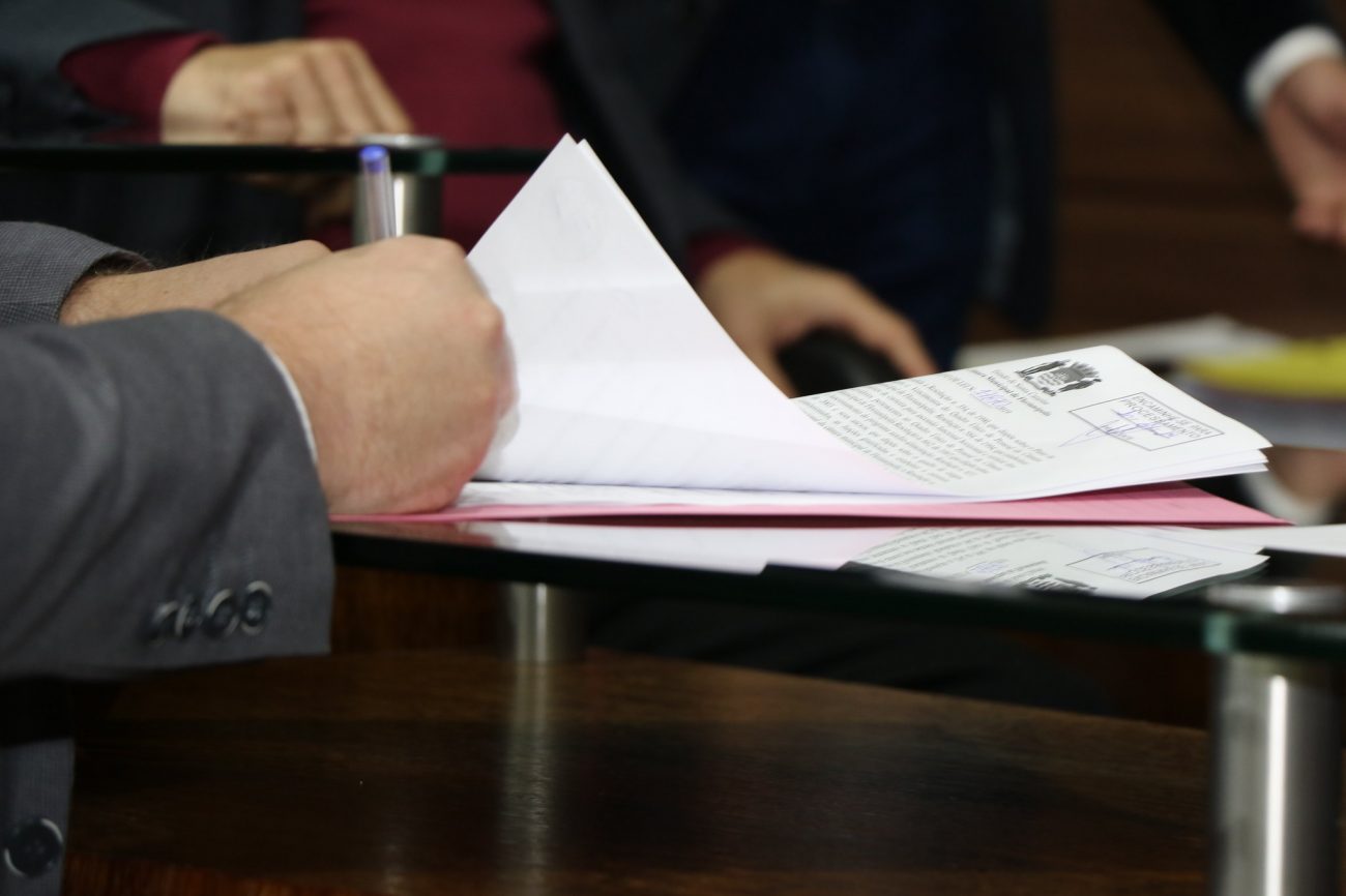 Vereadores de Florianópolis durante a sessão de quarta-feira, em que foram aprovados vale-refeição e aumento para verba de gabinete - Divulgação/ND