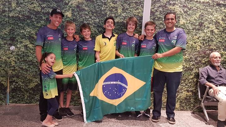 Equipe brasileira já está no Caribe para disputa do evento. Foto: Divulgação/CBVela