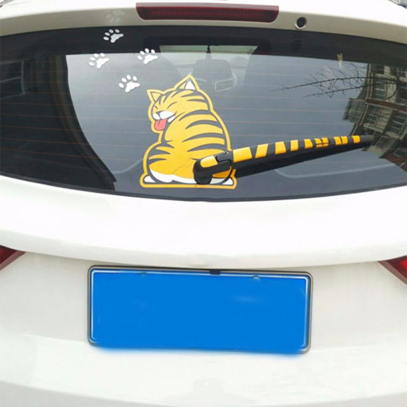 Este adesivo faz com que o limpador traseiro se transforme na cauda do gatinho. Divertido, mas não deixa de ser um acessório de gosto duvidoso - Foto: Reprodução/AliExpress - Foto: Reprodução/AliExpress/Garagem 360/ND