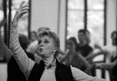 Exposição Ady Addor - O que: Durante o festival, o visitante poderá conhecer toda a história e a trajetória da bailarina Ady Addoor. Reconhecida internacionalmente, Ady atuou como Primeira Bailarina em companhias como American Ballet Theatre of New York, Ballet Nacional de Cuba, Theatro do Rio de Janeiro e Ballet do IV Centenário de São Paulo. A ex-bailarina morreu no ano passado, aos 82 anos, mas deixou um legado no festival, participando como jurada, professora convidada e Conselheira Artística. // Quando: De 16 a 27 de julho, das 8h às 19h. // Onde: Saltare Centro de Dança; // Quanto: Gratuito. - Picasa 3.0/ND