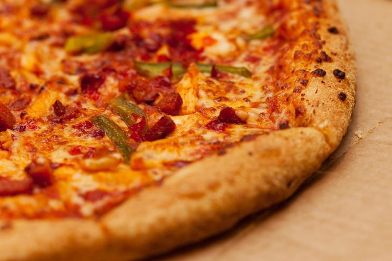 Pizza e gasolina sem impostos: ação promove produtos sem tributos na Grande Florianópolis