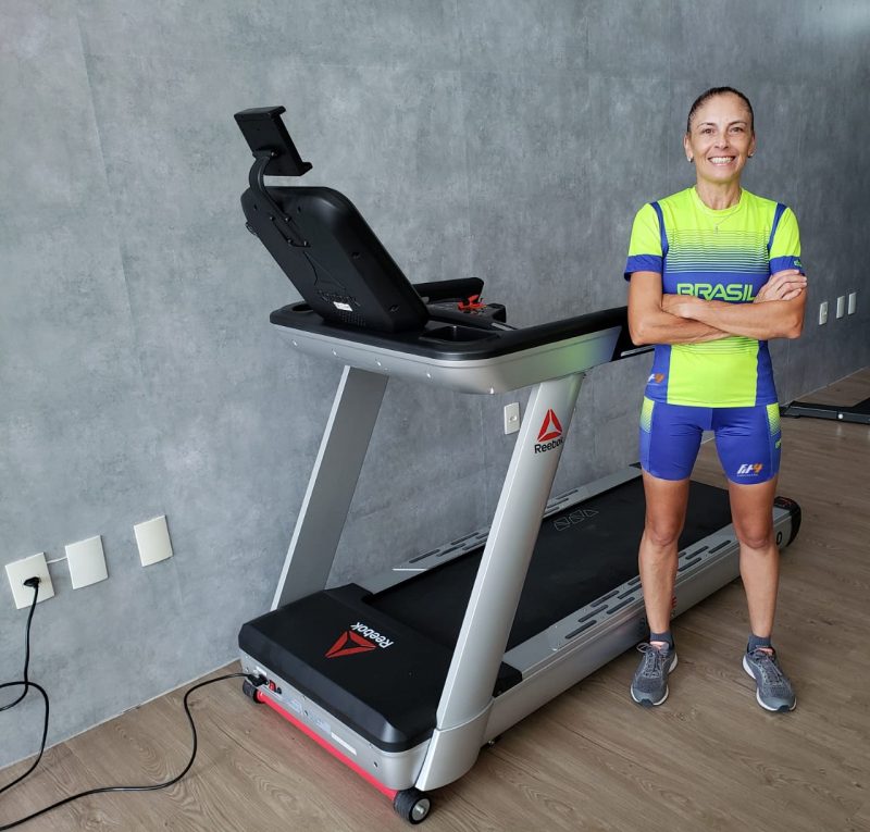 Atleta pretende ficar na esteira por sete dias para conseguir quebrar recorde mundial de corrida em esteira – Divulgação/ND