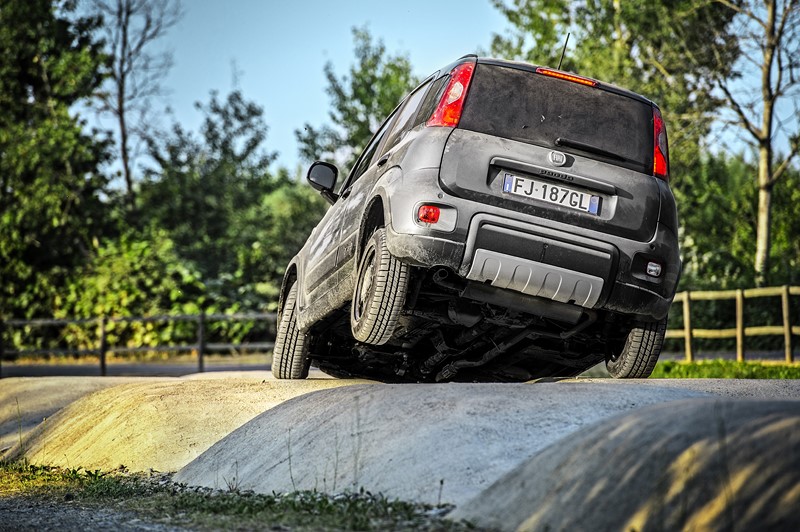 Fiat Panda: desde sua primeira geração, lançada nos anos 1980, tem uma versão 4x4 no catálogo - Foto: Divulgação - Foto: Divulgação/Garagem 360/ND