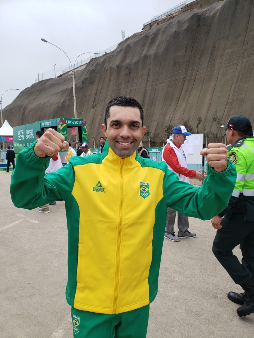 Magno Nazaret conquista a prata no ciclismo estrada do PanAmericano