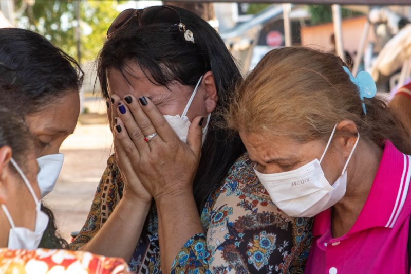 Familiares precisaram utilizar m&aacute;scaras devido ao forte odor no local – Estad&atilde;o Conte&uacute;do