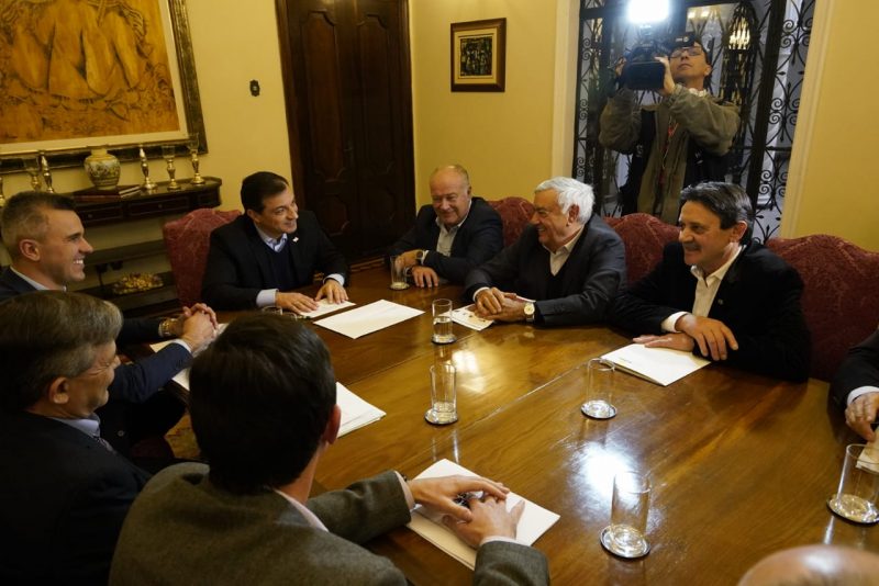 Moisés conduz reunião com representantes agropecuários – Ricardo Wolf/Secom/ND
