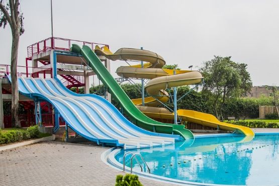 Resolução permite que parques aquáticos funcionem com 50% da capacidade de público – Foto: Pixabay/Reprodução ND
