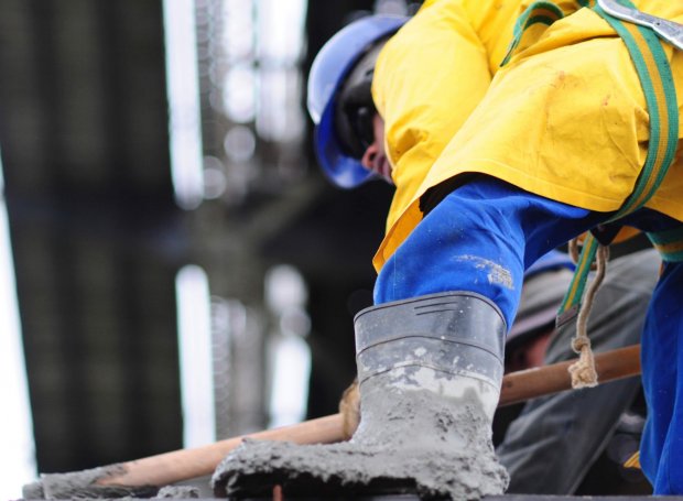 Construção civil foi um dos setores que mais criou empregos no estado; ajudou a reduzir a queda no número de empregados em relação ao País, conforme o último estudo divulgado, ainda no final de setembro – Foto: Julio Cavalheiro/ Secom