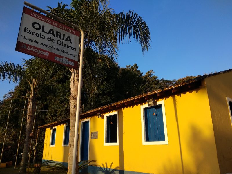 Escola de Oleiros, na Ponta de Baixo, em S&atilde;o Jos&eacute; – Foto: Marcela Ximenes/ND