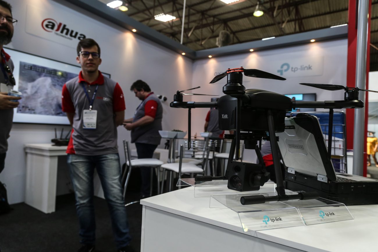 Empresa apresenta Drone para uso em atividades militares - Anderson Coelho/ND