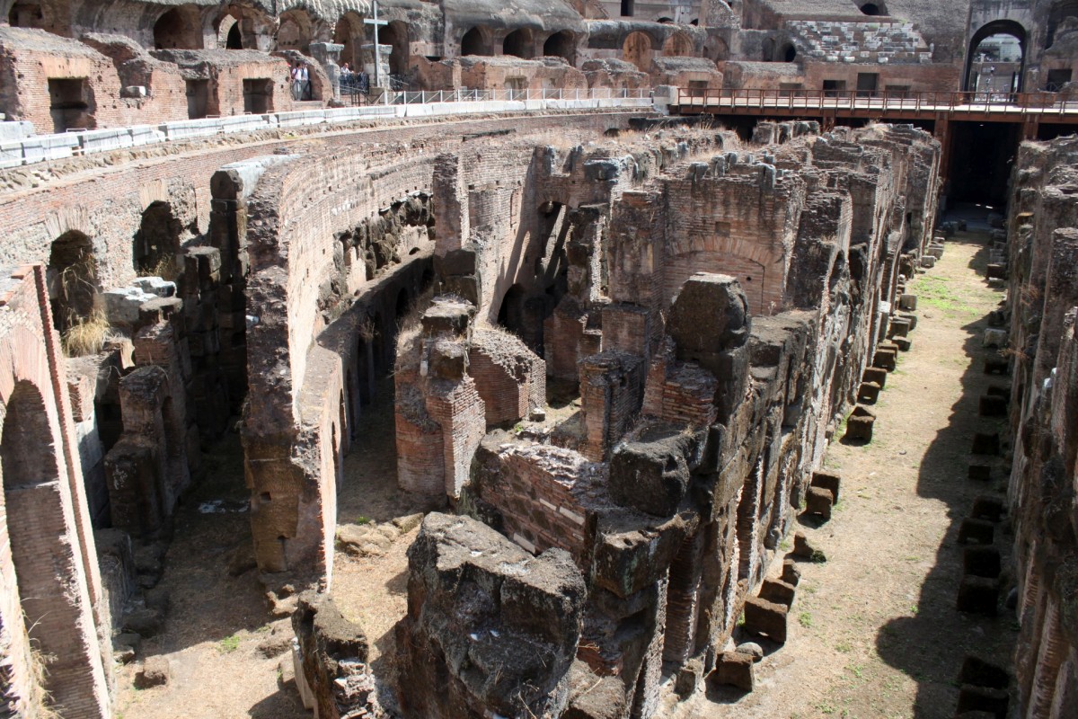 Coliseu, Itália - É possível visitar as galerias internas, onde ficavam os gladiadores. Ao todo, a arena tinha capacidade para receber até 50 mil espectadores - Paulo Basso Jr. - Paulo Basso Jr./Rota de Férias/ND