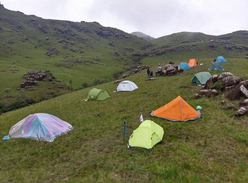 Aproximadamente vinte pessoas presenciaram a cena – Foto: Elvis Lozeiko/Arquivo Pessoal