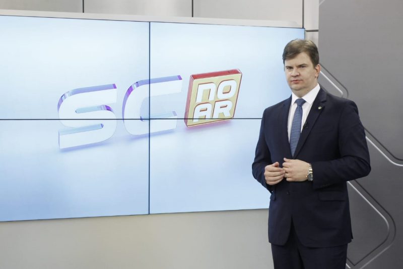 O ministro Gustavo Canuto, em entrevista ao programa SC no Ar – RICTV/Reprodu&ccedil;&atilde;o/ND