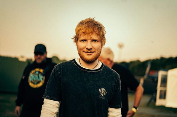 A guitarra autografada por Ed Sheeran tem como lance R$ 4.500 – Reprodução/Instagram