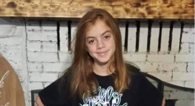 Lily Mae Avant, 10 anos, foi v&iacute;tima de uma ameba rara que vive em &aacute;guas mornas – Reprodu&ccedil;&atilde;o Facebook/Lilystrong