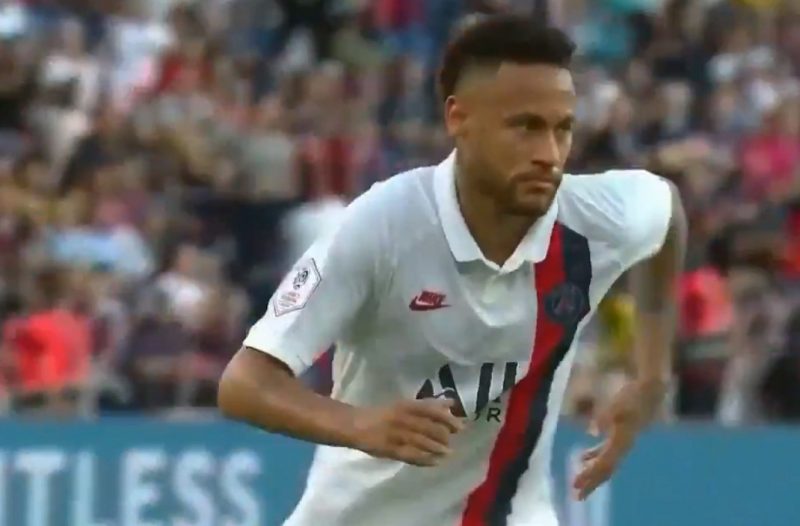 Neymar volta a jogar após 5 meses e brilha em vitória do PSG com