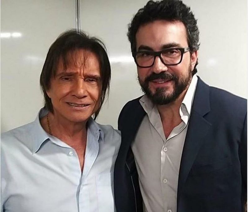 O Rei Roberto Carlos recebeu a visita do padre Fábio de Melo em seu camarim antes de show em São Paulo – Reprodução/Instagram/ND
